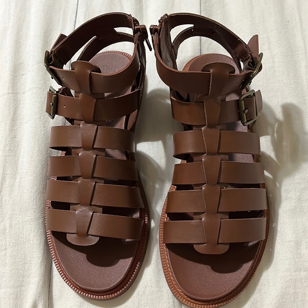 Time and Tru Sandals